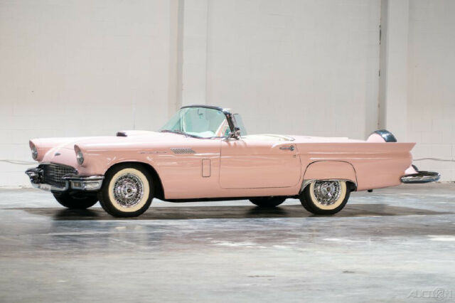 Ford Thunderbird 1957 image number 29