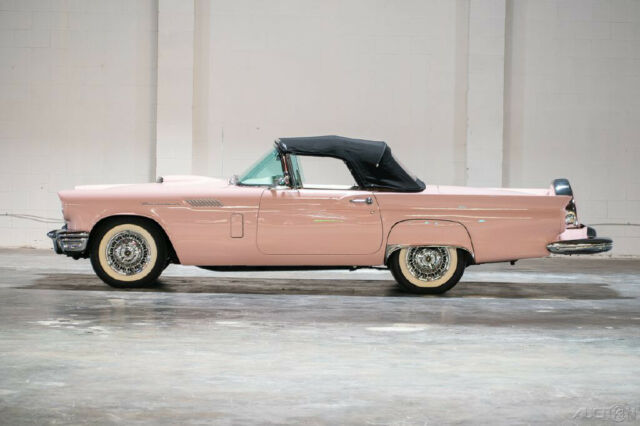 Ford Thunderbird 1957 image number 31