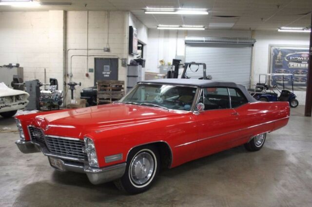 Cadillac DeVille 1967 image number 1