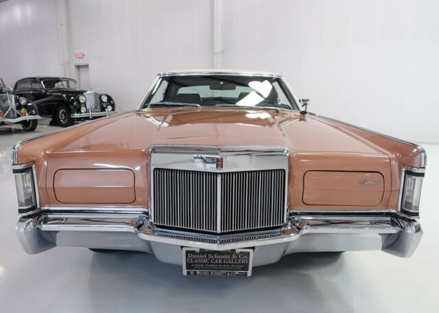 Lincoln Continental 1969 image number 1