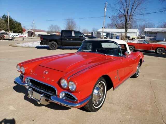 Chevrolet Corvette 1962 image number 40