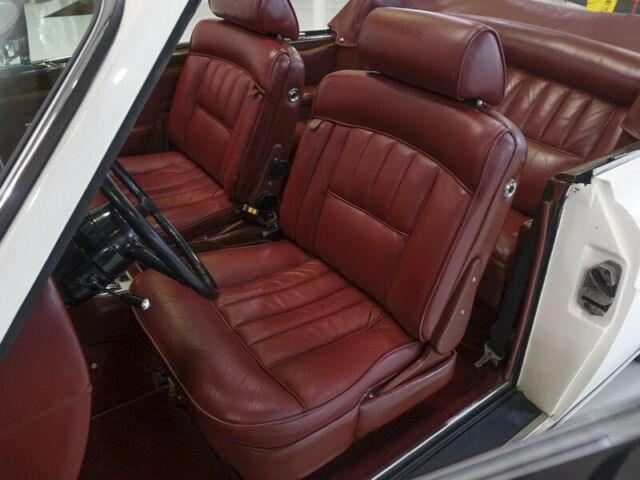 Rolls-Royce Corniche 1979 image number 39