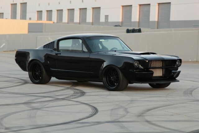 Ford Mustang 1965 image number 9