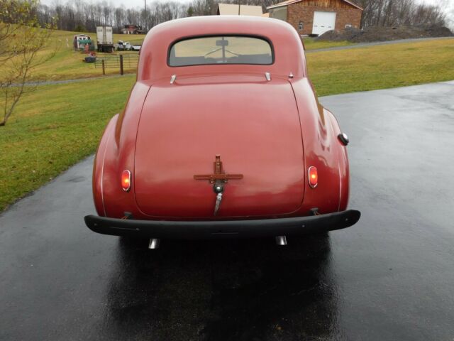 Chevrolet Coupe 1940 image number 30