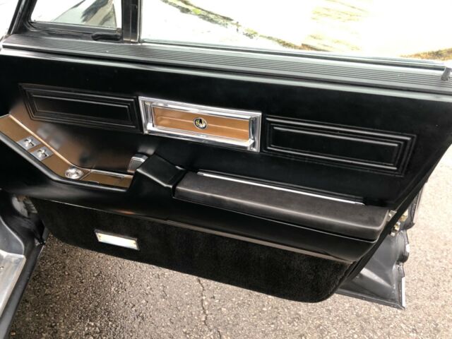 Chrysler Imperial 1968 image number 15