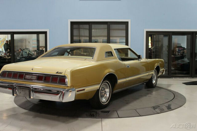 Ford Thunderbird 1976 image number 28