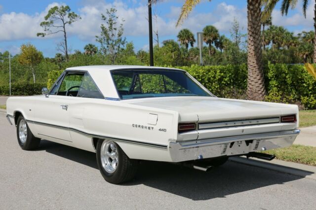 Dodge Coronet 1967 image number 28