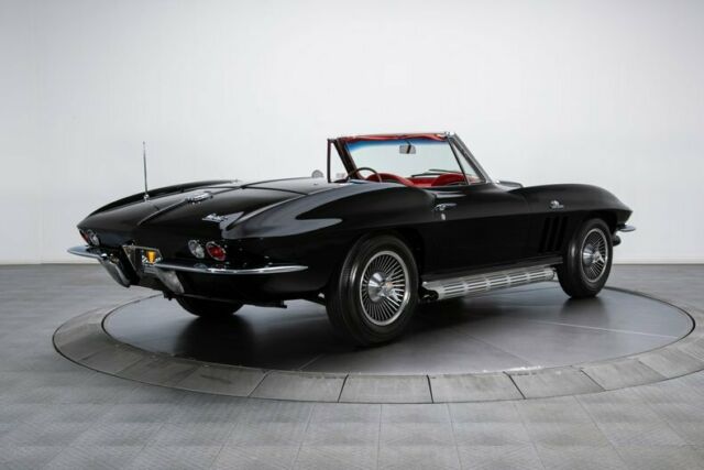 Chevrolet Corvette 1966 image number 1