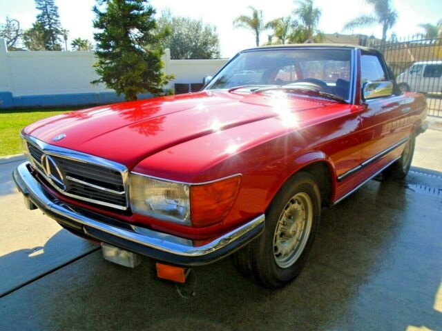 Mercedes-Benz 400-Series 1979 image number 25