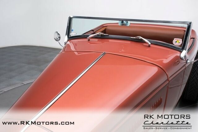 Ford Roadster 1932 image number 22