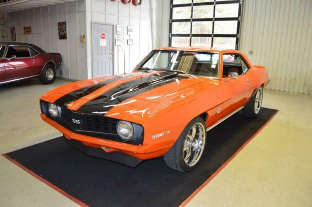 Chevrolet Camaro 1969 image number 2