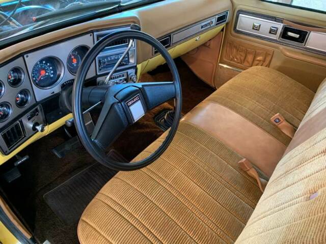 GMC Sierra 2500 1979 image number 2