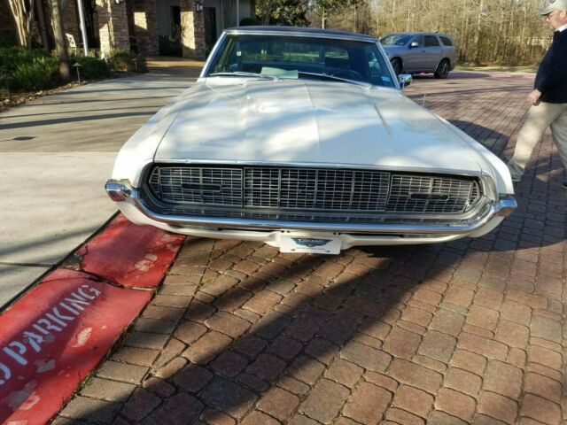 Ford Thunderbird 1968 image number 11