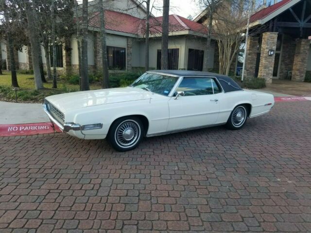 Ford Thunderbird 1968 image number 24