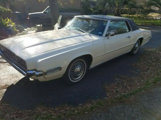 Ford Thunderbird 1968 image number 32