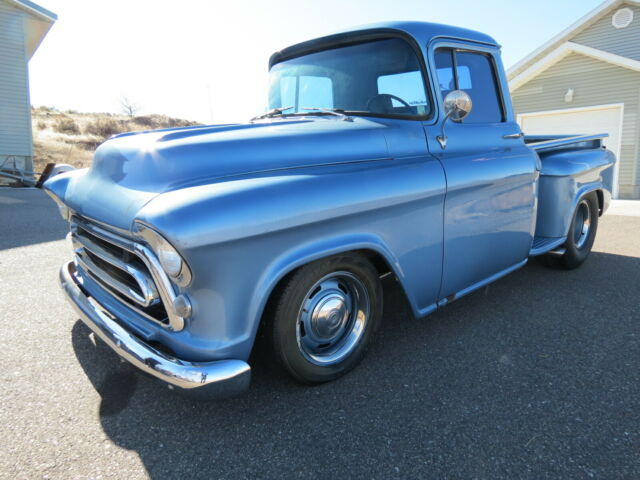 Chevrolet C-10 1957 image number 29