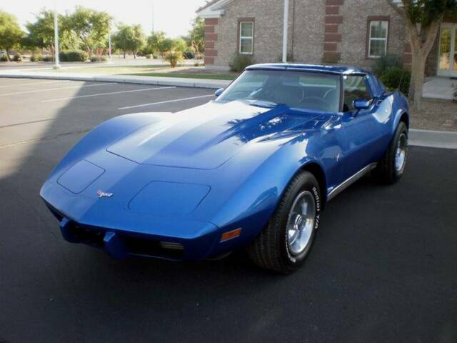 Chevrolet Corvette 1977 image number 1