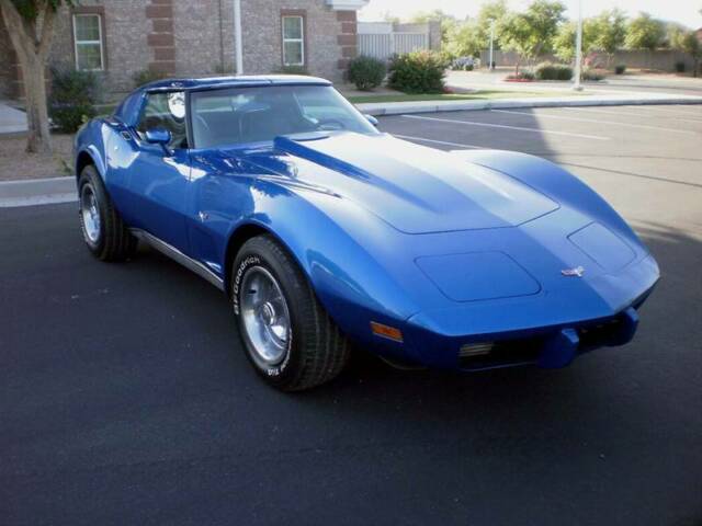 Chevrolet Corvette 1977 image number 2