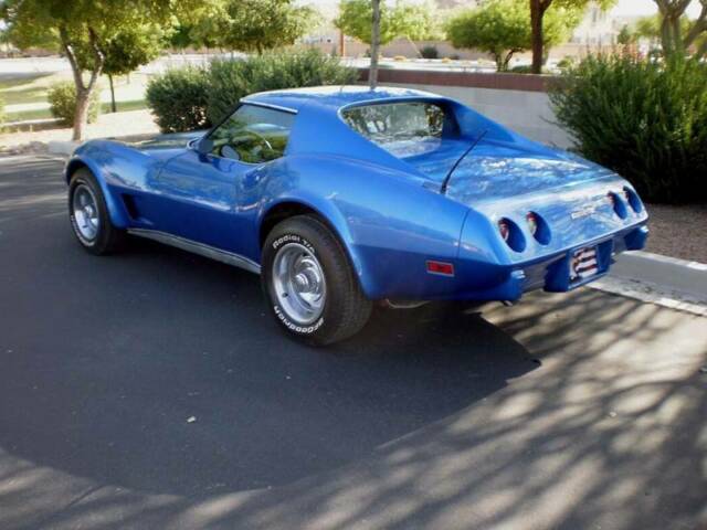 Chevrolet Corvette 1977 image number 27