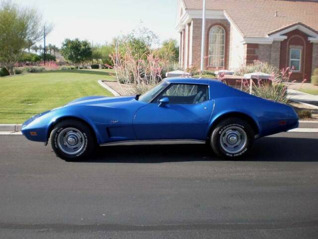 Chevrolet Corvette 1977 image number 30