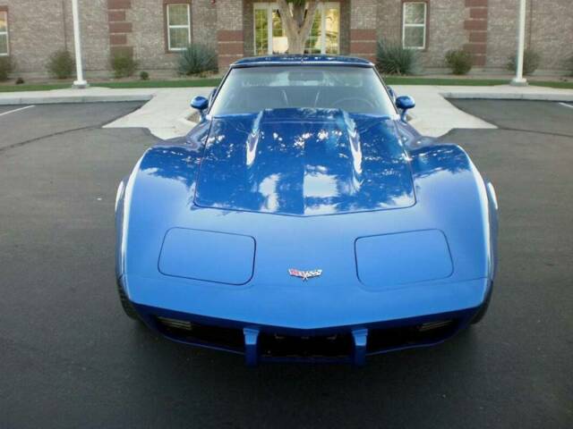 Chevrolet Corvette 1977 image number 7