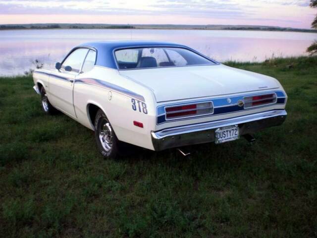 Plymouth Duster 1972 image number 28