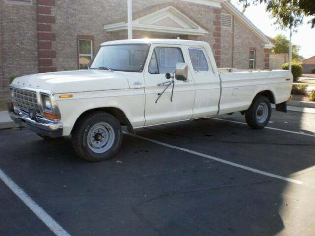 Ford F-250 1979 image number 17