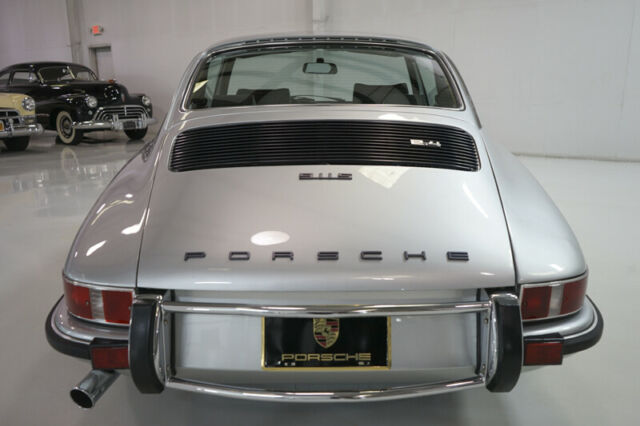 Porsche 911 1972 image number 28