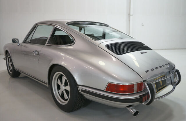 Porsche 911 1972 image number 29