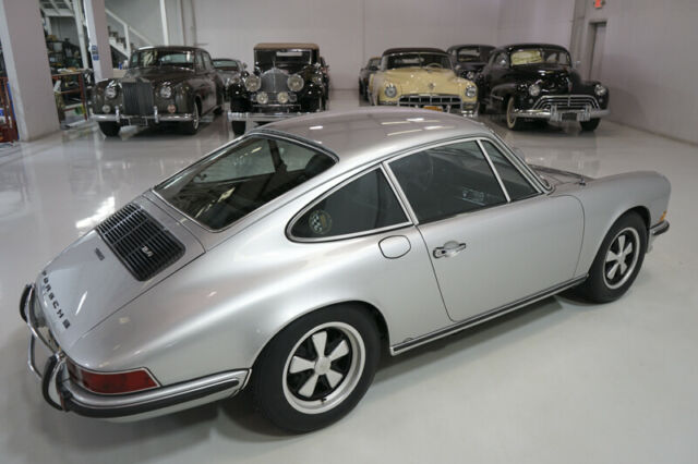 Porsche 911 1972 image number 32