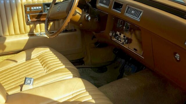 Cadillac Seville 1977 image number 22