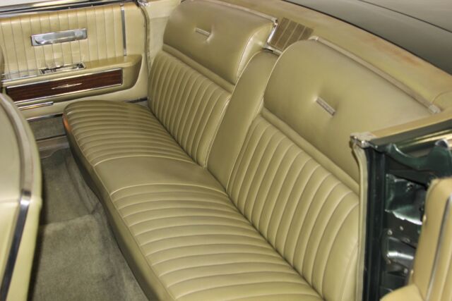 Lincoln Continental 1965 image number 20