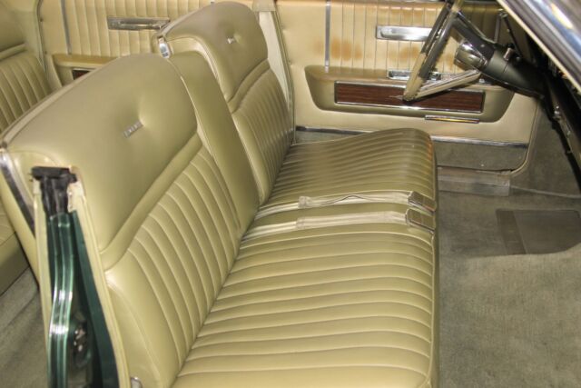 Lincoln Continental 1965 image number 23