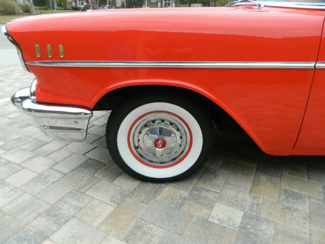 Chevrolet Bel Air/150/210 1957 image number 26