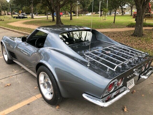 Chevrolet Corvette 1971 image number 17