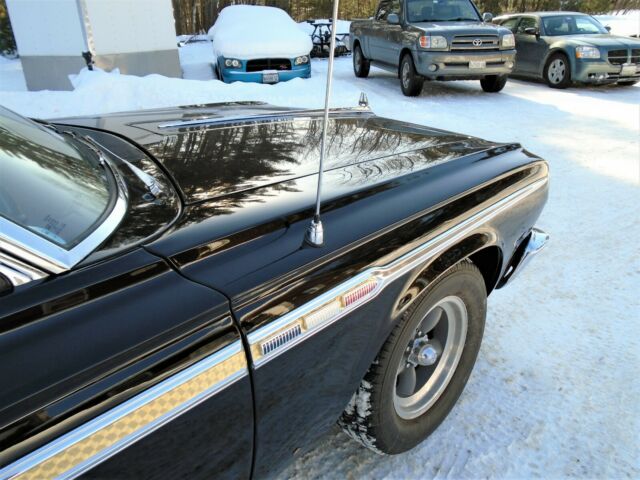 Plymouth Fury 1964 image number 31