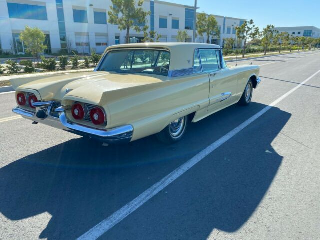 Ford Thunderbird 1959 image number 12