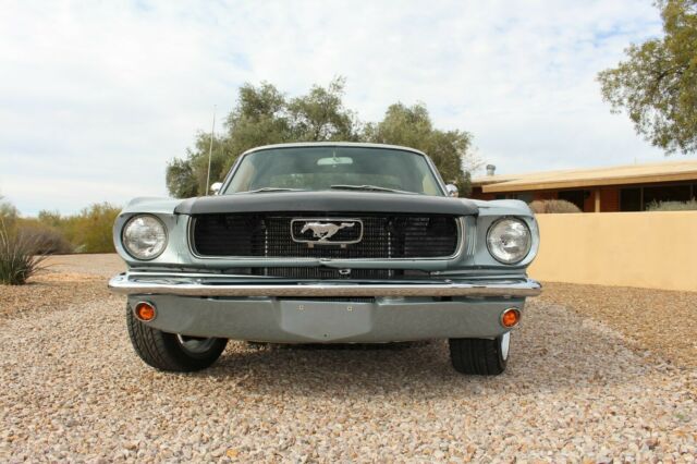 Ford Mustang 1966 image number 23