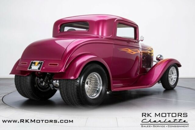 Ford Coupe 1932 image number 1