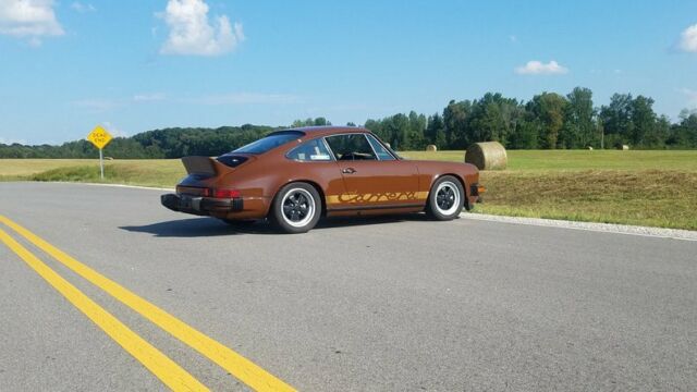 Porsche 911 1974 image number 16