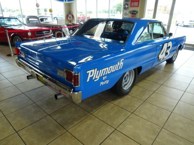 Plymouth GTX 1967 image number 29