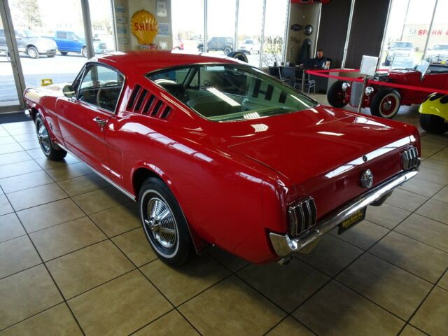 Ford Mustang 1966 image number 28