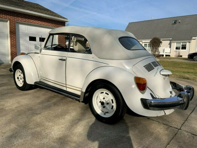 Volkswagen Beetle - Classic 1977 image number 2