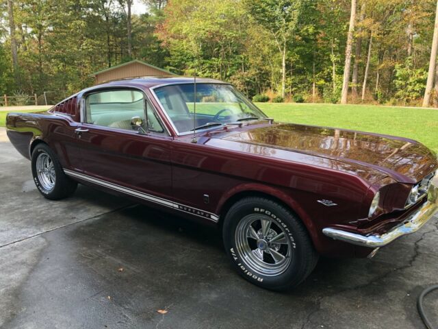 Ford Mustang 1965 image number 15