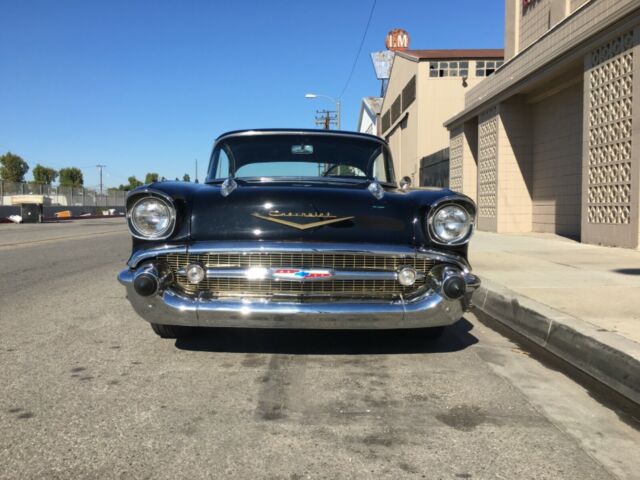 Chevrolet Bel Air/150/210 1957 image number 21