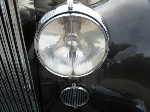 Rolls-Royce Silver Spirit/Spur/Dawn 1953 image number 16