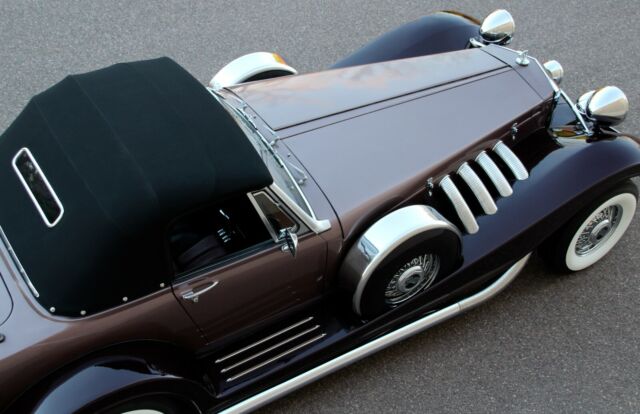 Replica/Kit Makes Gatsby Auburn Esque Body Style 1932 image number 10