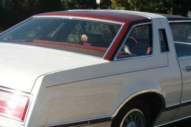 Ford Thunderbird 1978 image number 7