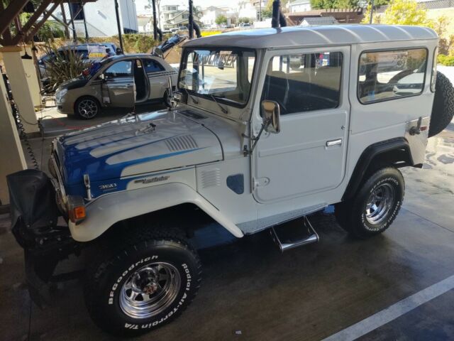 Toyota Land Cruiser 1975 image number 36