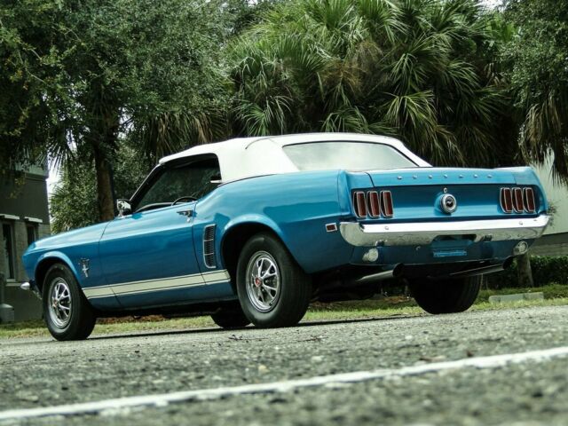 Ford Mustang 1969 image number 7